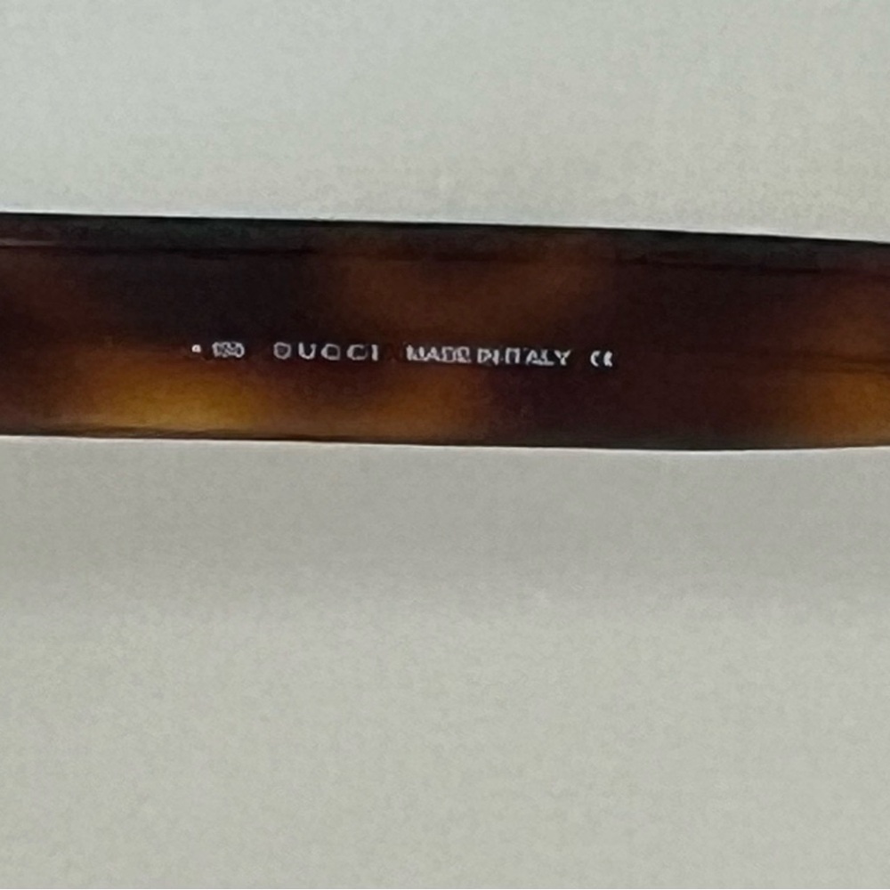 Gucci Tortoiseshell Vintage Sunglasses - Picture 2 of 5